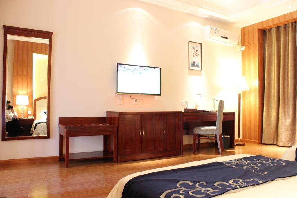 Golden Peacock Resort Hotel Beira Quarto foto