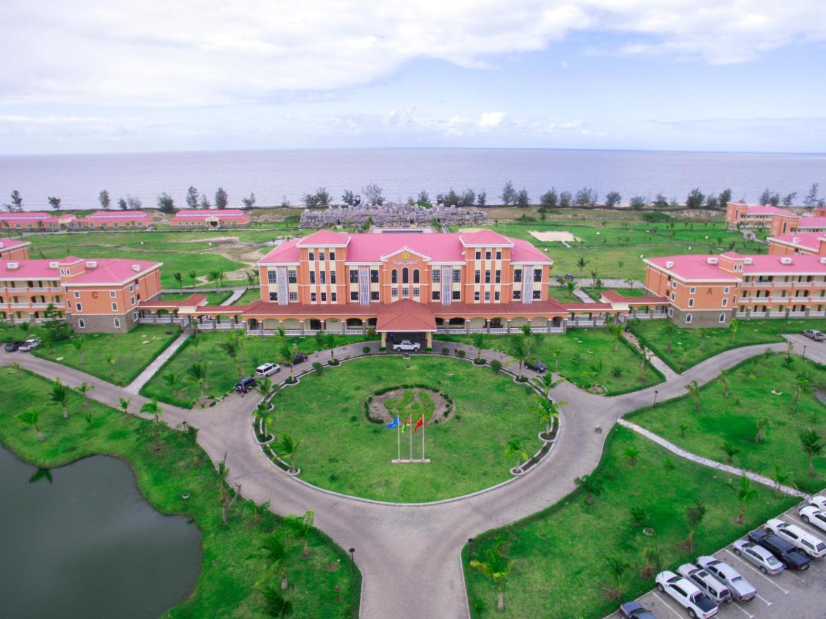 Golden Peacock Resort Hotel Beira Exterior foto